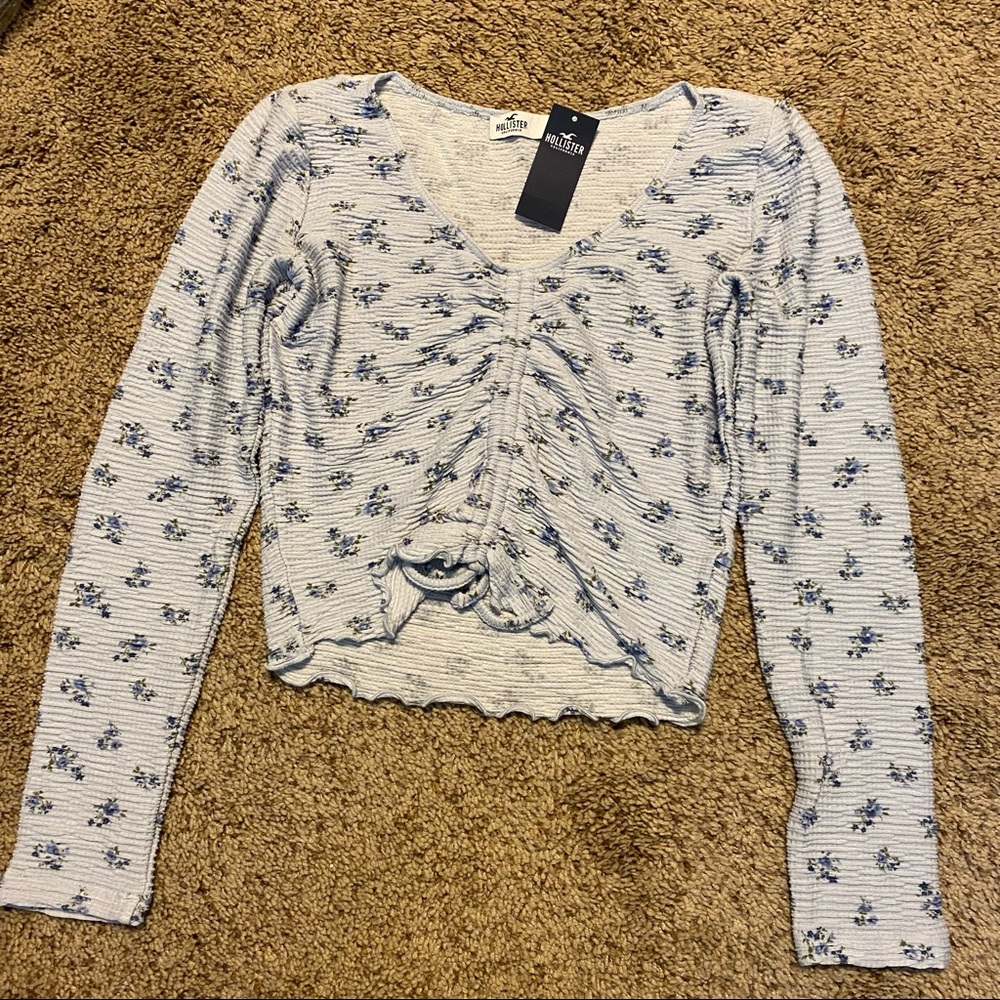 FLORAL TEXTURED CINCH BABY TEE